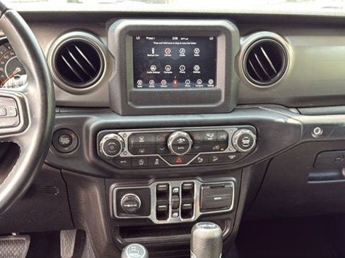 Used 2020 Jeep Wrangler Unlimited Sport S AWD/4WD image 20