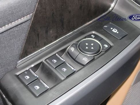 Certified 2023 Ford F250 Lariat w/ Sport Appearance Package image 23