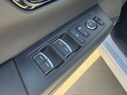 Certified 2026 Honda CR-V EX-L image 12