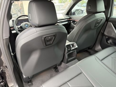 New 2027 BMW i5 eDrive40 w/ M Sport Package RWD image 18