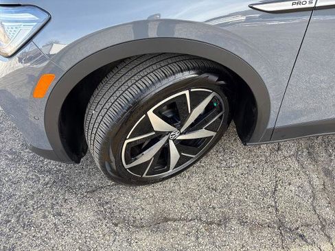 Used 2024 Volkswagen ID.4 Pro S image 27