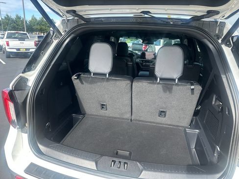 Used 2025 Ford Explorer ST AWD/4WD image 22