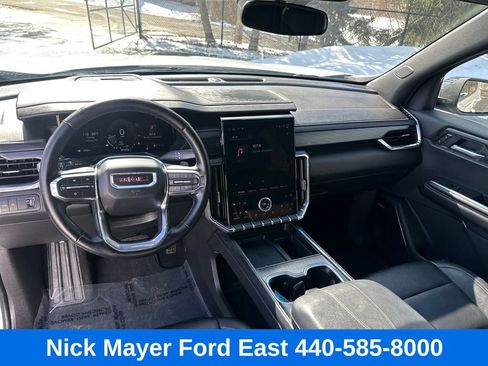 Used 2024 GMC Acadia Elevation image 21