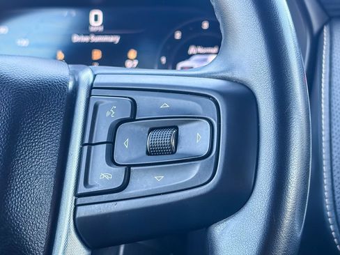 Used 2023 GMC Yukon SLT AWD/4WD image 21