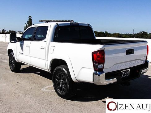 Used 2022 Toyota Tacoma SR5 RWD image 8