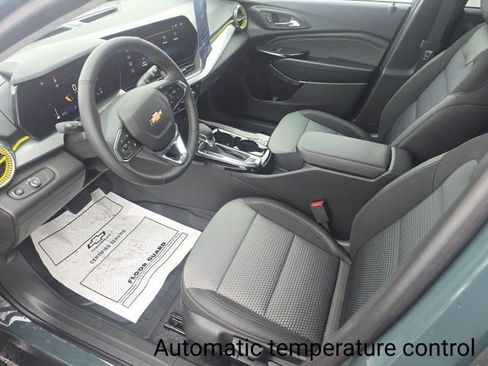 New 2026 Chevrolet Trax LT w/ Driver Confidence Package image 23