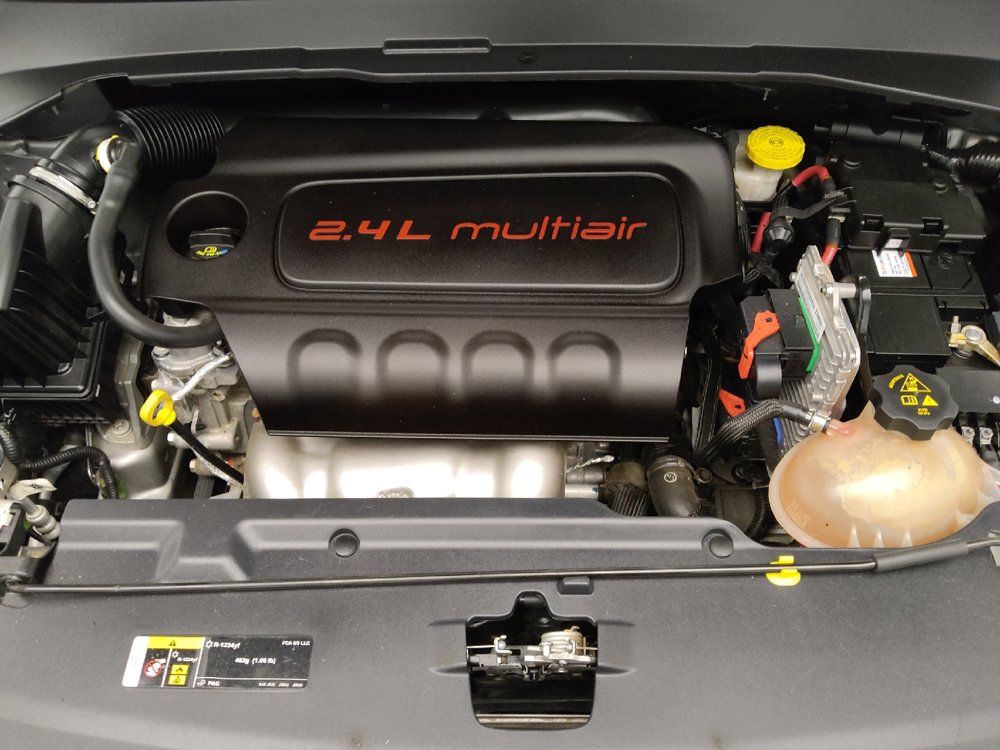 Used 2018 Jeep Compass Sport w/ Tech Group FWD image 30