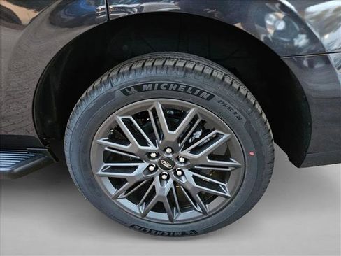 New 2026 Ford Expedition Platinum w/ Stealth Appearance Package image 9