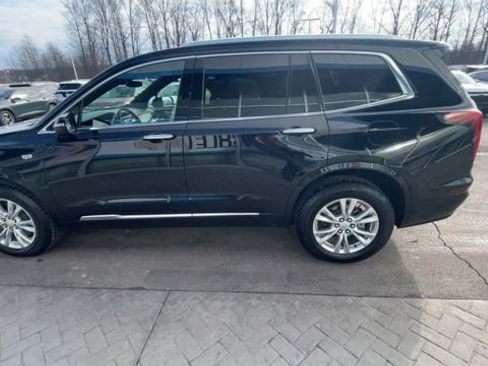 Certified 2023 Cadillac XT6 Luxury image 5