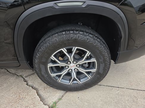 Used 2024 GMC Acadia AT4 AWD/4WD image 27