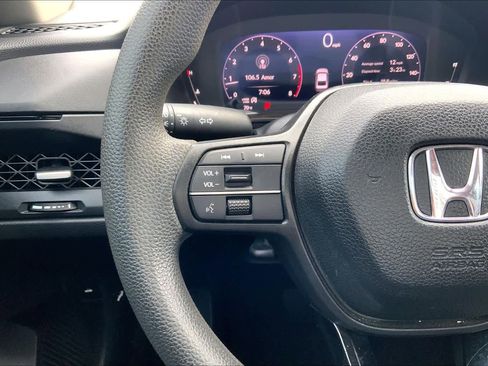 Used 2023 Honda Accord EX image 24