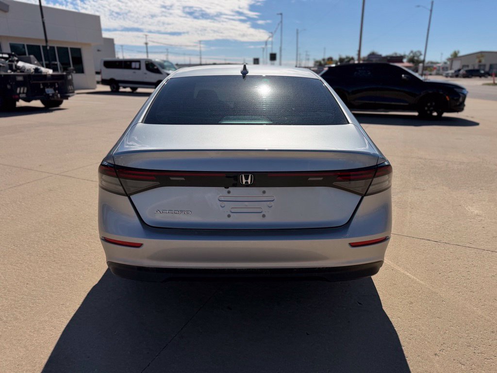 Used 2024 Honda Accord EX image 4