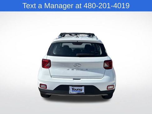 New 2026 Hyundai Venue SEL FWD image 5