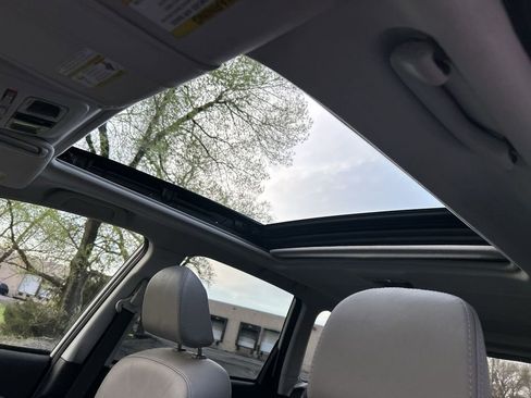 Used 2017 Subaru Forester 2.5i Limited AWD/4WD image 24