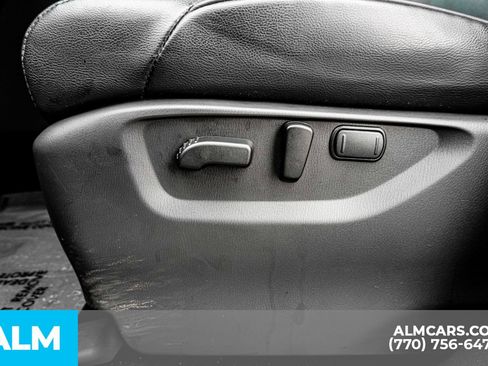 Used 2024 Nissan Armada SL w/ Midnight Edition Package image 36