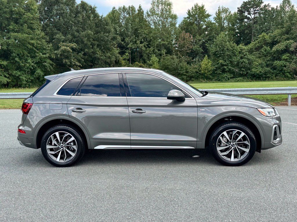 Used 2024 Audi Q5 2.0T Premium AWD/4WD image 8
