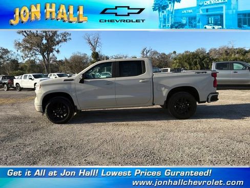 New 2026 Chevrolet Silverado 1500 RST w/ Dark Appearance Package image 4