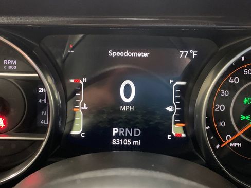 Used 2021 Jeep Wrangler Unlimited Sport AWD/4WD image 30