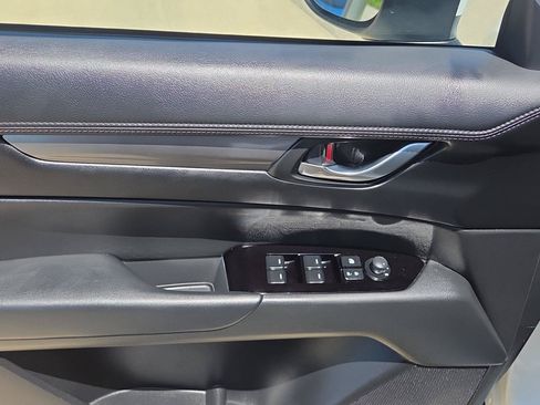Used 2025 MAZDA CX-5 AWD 2.5 S w/ Select Package image 18