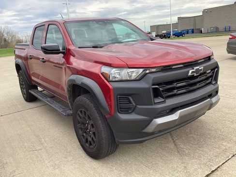 Used 2024 Chevrolet Colorado Trail Boss w/ Advanced Trailering Package image 10