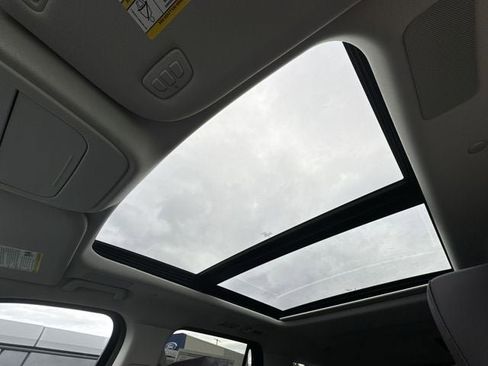 New 2025 Ford Expedition Platinum w/ Platinum Ultimate Package image 22