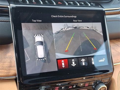 Used 2025 Jeep Grand Cherokee Summit w/ Adv Protech Group IV image 19