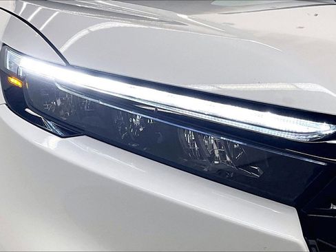 Used 2026 Honda CR-V Sport-L image 32