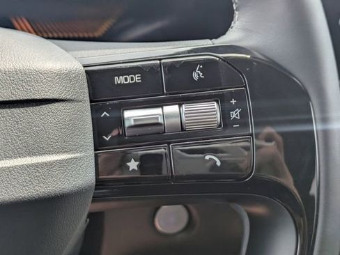 New 2026 Kia Sorento S w/ S Panoramic Sunroof Package FWD image 25