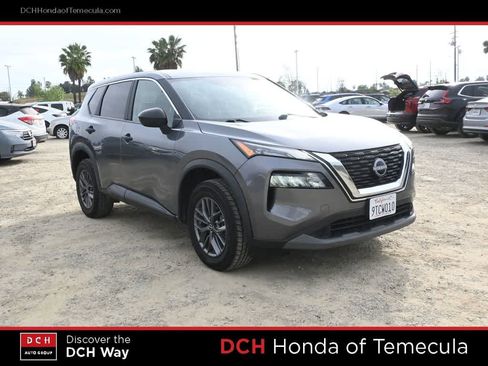 Used 2023 Nissan Rogue S image 3