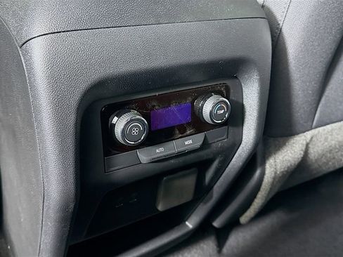 New 2026 Chevrolet Traverse LT image 27