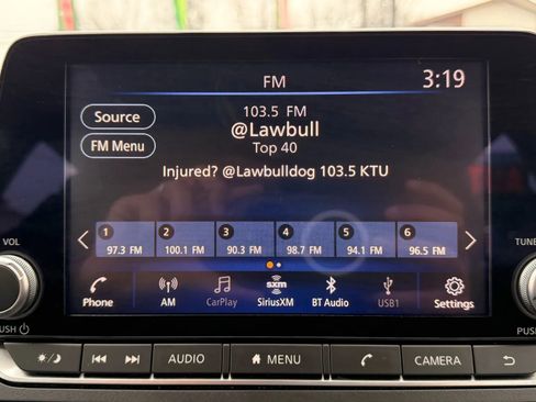 Used 2025 Nissan Altima 2.5 SV image 21