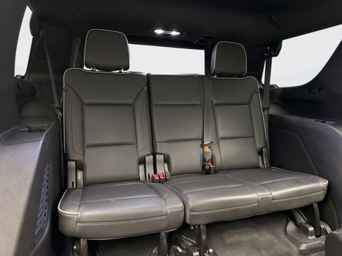 Used 2021 Chevrolet Tahoe Premier w/ Premium Package AWD/4WD image 22
