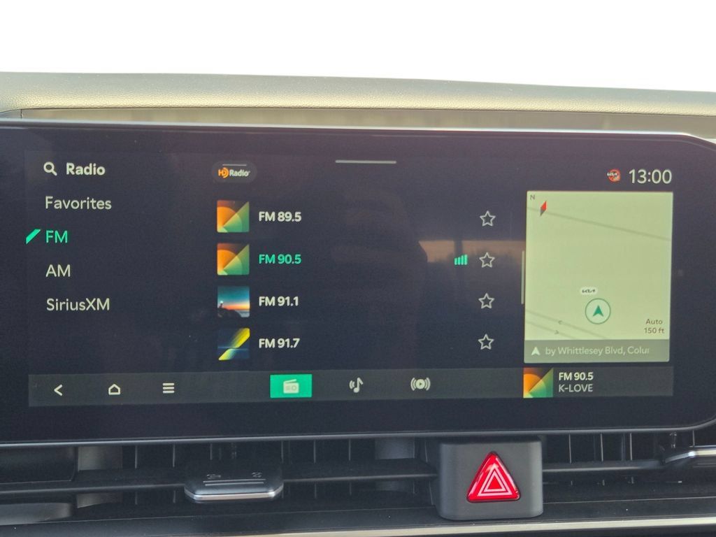 Certified 2025 Kia Carnival FWD image 29