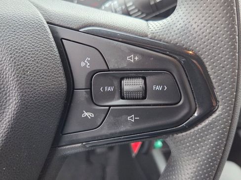 Used 2024 Chevrolet Trax LS image 22