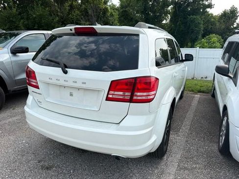 Used 2017 Dodge Journey SE w/ Flexible Seating Group FWD image 5