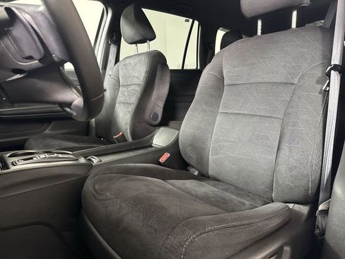 Used 2022 Honda Pilot Sport image 18