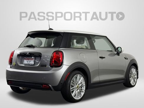 Certified 2024 MINI Cooper SE image 10
