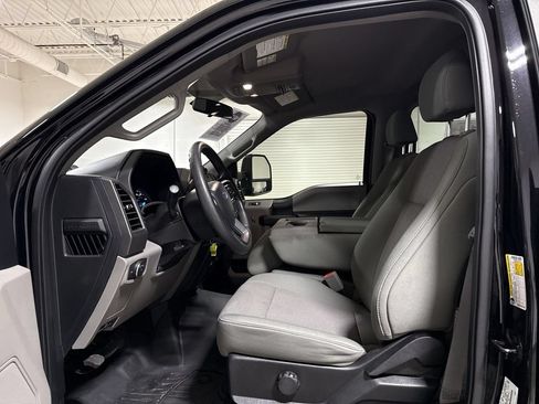 Used 2019 Ford F450 XL w/ STX Appearance Package AWD/4WD image 19
