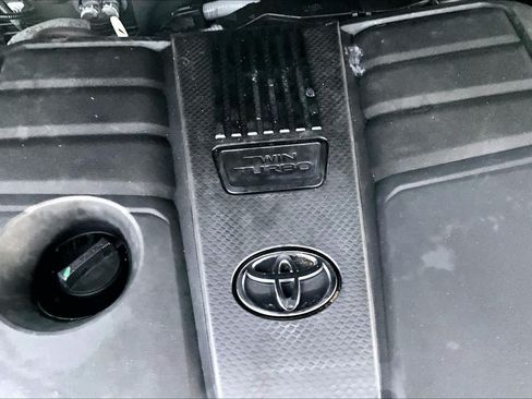 Used 2025 Toyota Tundra Limited w/ Power Package AWD/4WD image 32