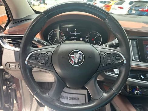 Used 2020 Buick Enclave Avenir w/ Avenir Technology Package FWD image 25