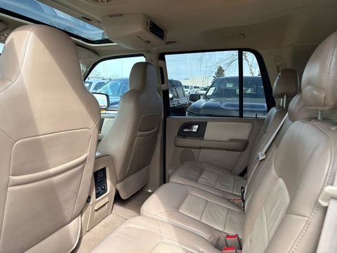 Used 2005 Ford Expedition Eddie Bauer image 9