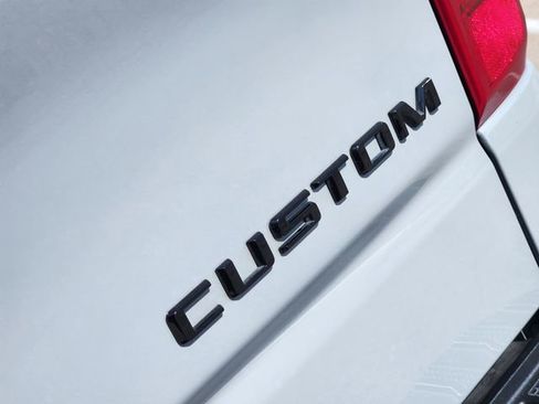 Used 2024 Chevrolet Silverado 1500 Custom w/ Turbomax Blackout Package RWD image 12