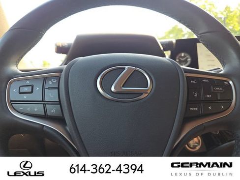 Certified 2024 Lexus ES 350 w/ Premium Package FWD image 35