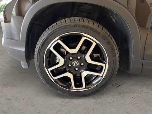 Used 2023 Honda Passport Elite image 15