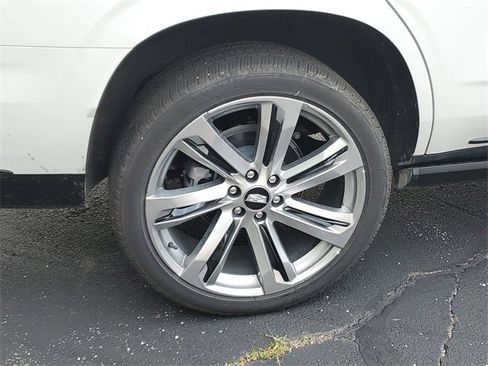 New 2025 Cadillac Escalade Sport w/ Touring Package image 7