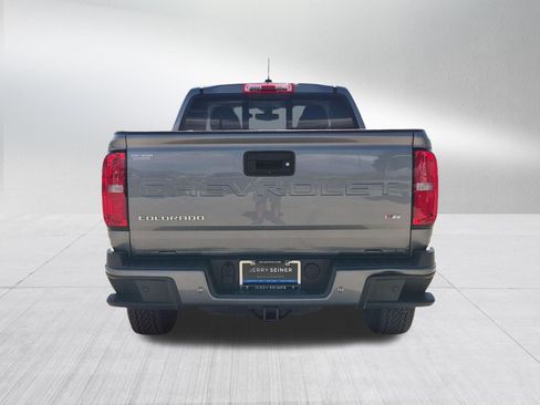 Used 2022 Chevrolet Colorado Z71 AWD/4WD image 4