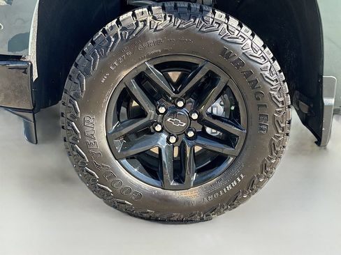 Used 2026 Chevrolet Silverado 1500 Custom Trail Boss AWD/4WD image 29