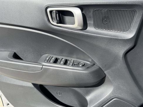 New 2026 Hyundai Venue SEL FWD image 11