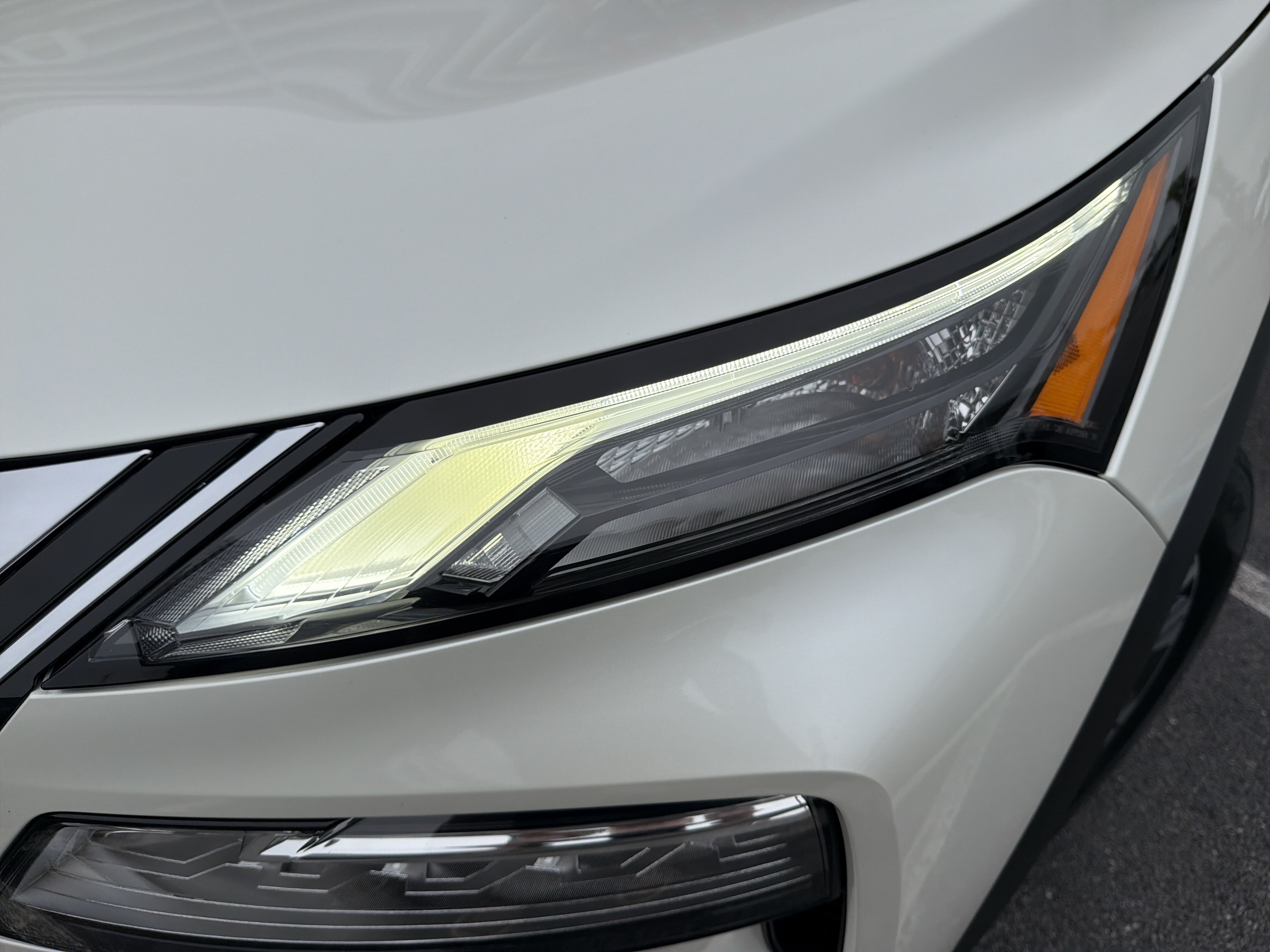 Certified 2023 Nissan Rogue SV AWD/4WD image 16