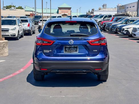 Used 2021 Nissan Rogue Sport S AWD/4WD image 3